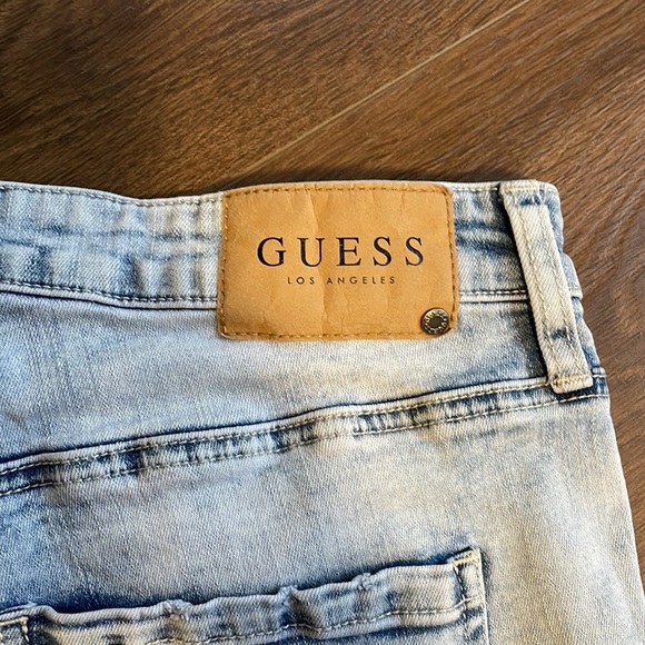 Guess Jeans - Picture 4 of 4